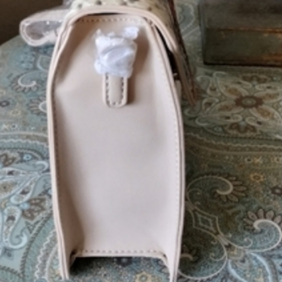 NEW Urban Snakeskin Purse W/ Detachable Strap - Picture 5 of 9